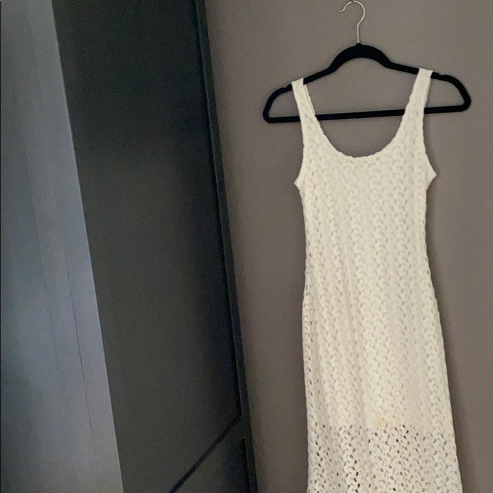 Long white dress